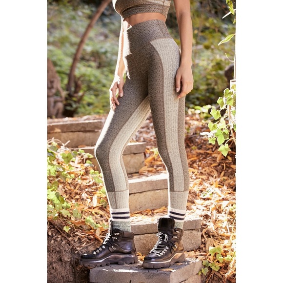 Free People Pants - NWOT Free People Blizzard Babe Leggings